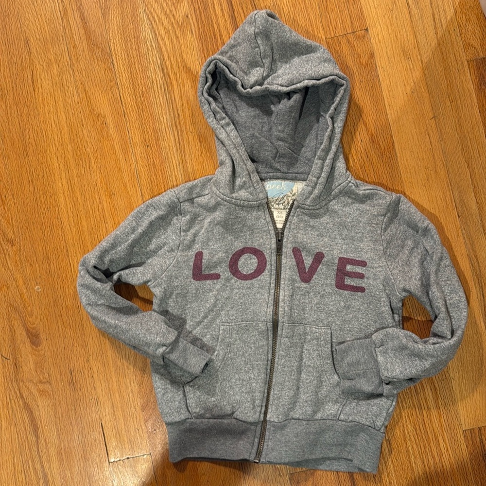 LOVE sweatshirt by Peek - size 2T/3T excellent condition